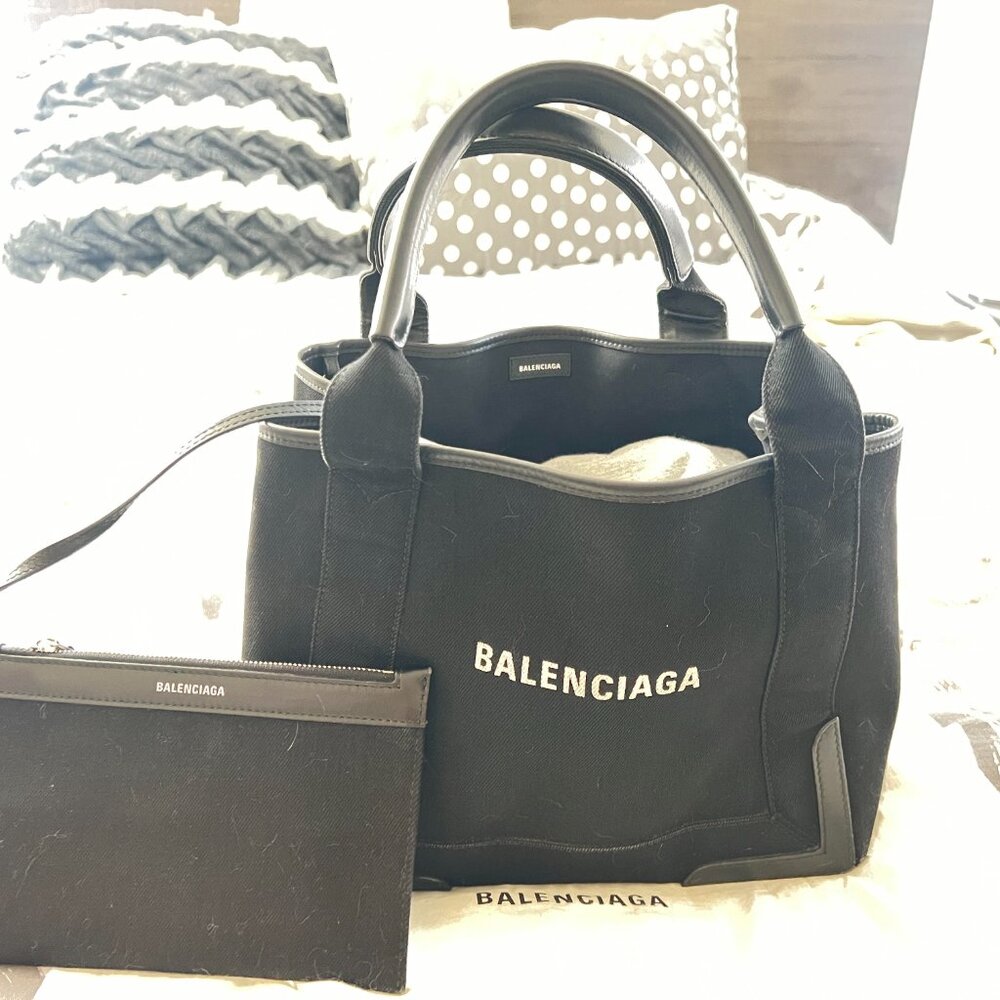 $1750 Authentic BALENCIAGA Made in ITALY Black Canvas Leather W/ Pouch Handbag